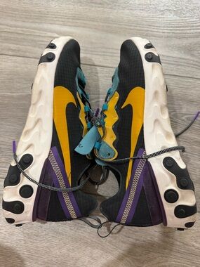 Nike React Sneakers